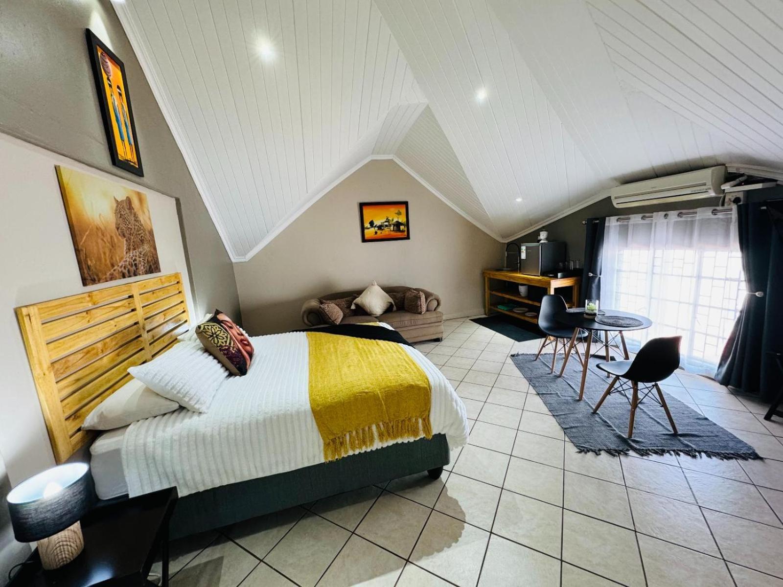 Echo Mountain Inn (Adults Only) Thabazimbi Szoba fotó